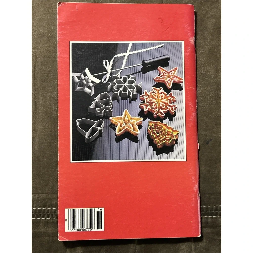Set Of‎ 2 Holiday Cookbooks 1984,1998